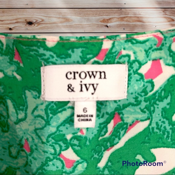 Crown & Ivy tropical print dress. - Picture 2 of 3